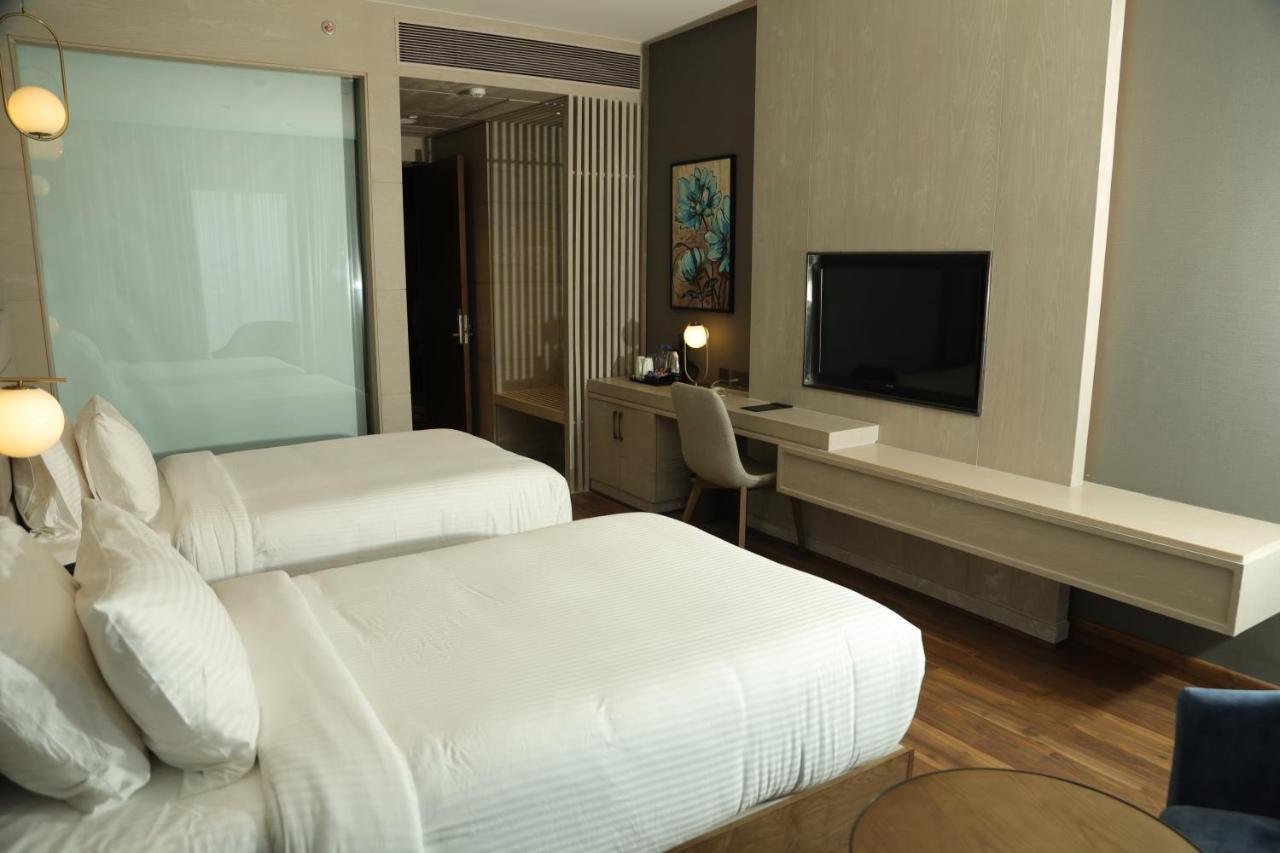 Wyndham Chandigarh Mohali Екстериор снимка