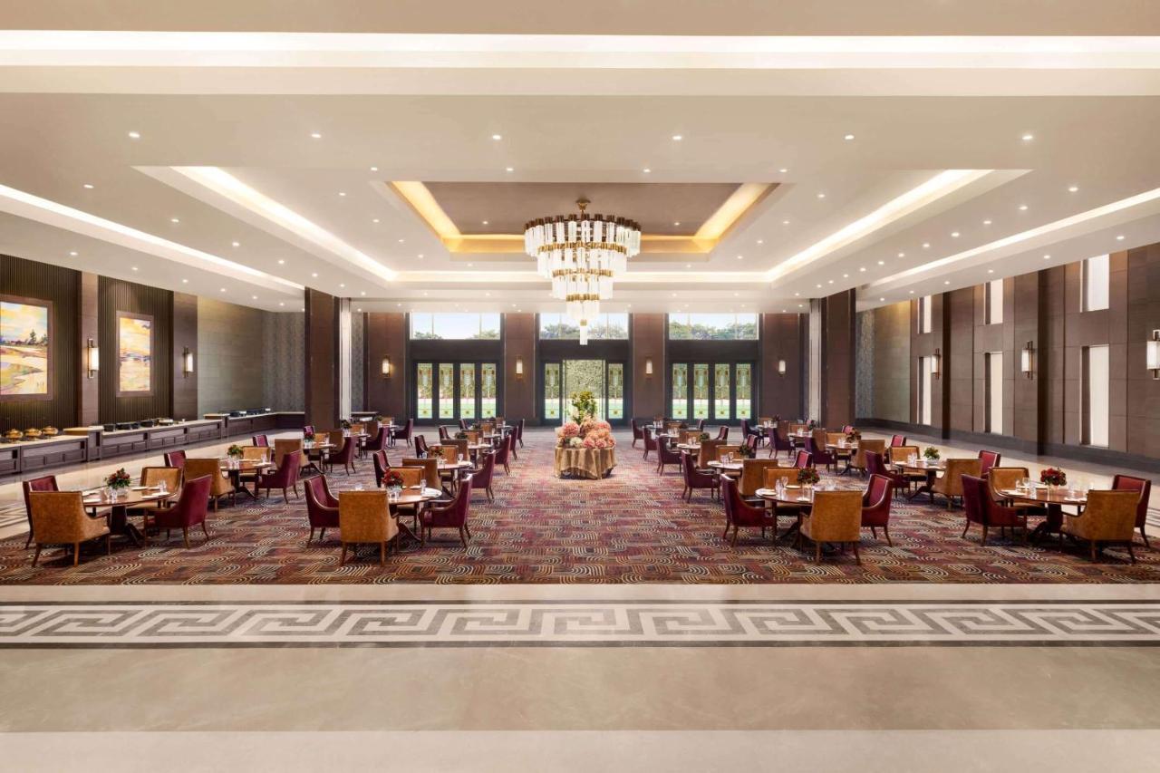 Wyndham Chandigarh Mohali Екстериор снимка
