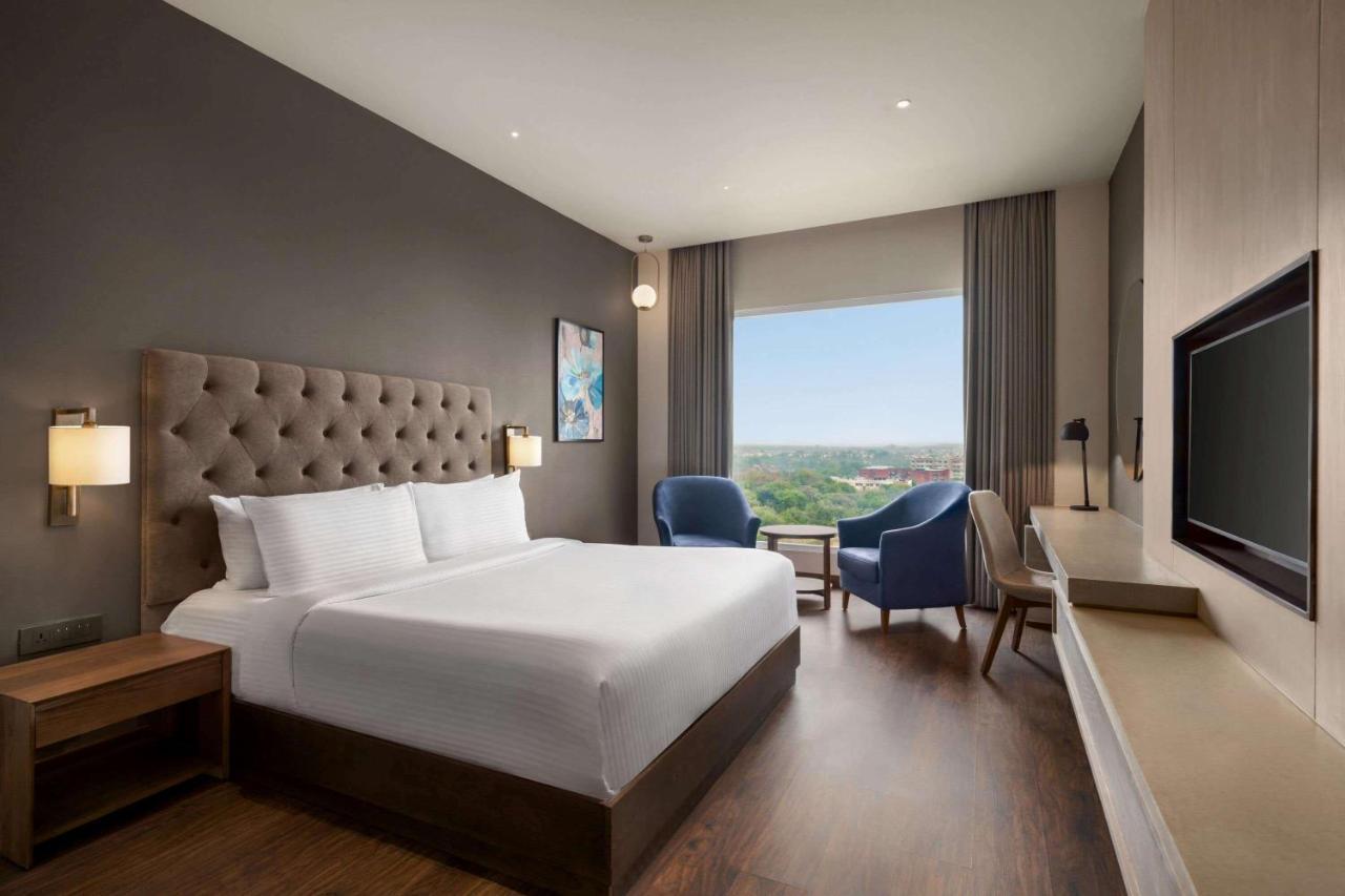 Wyndham Chandigarh Mohali Екстериор снимка