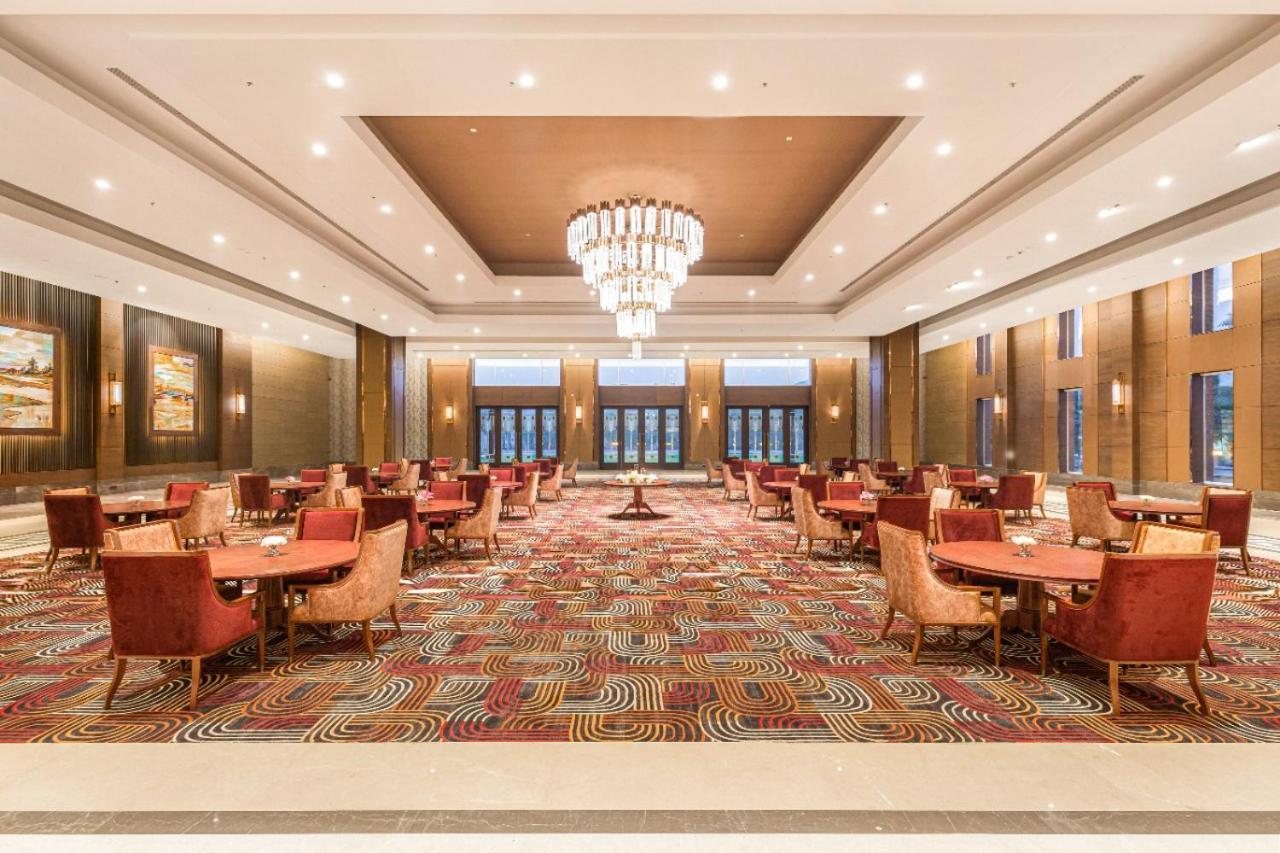 Wyndham Chandigarh Mohali Екстериор снимка