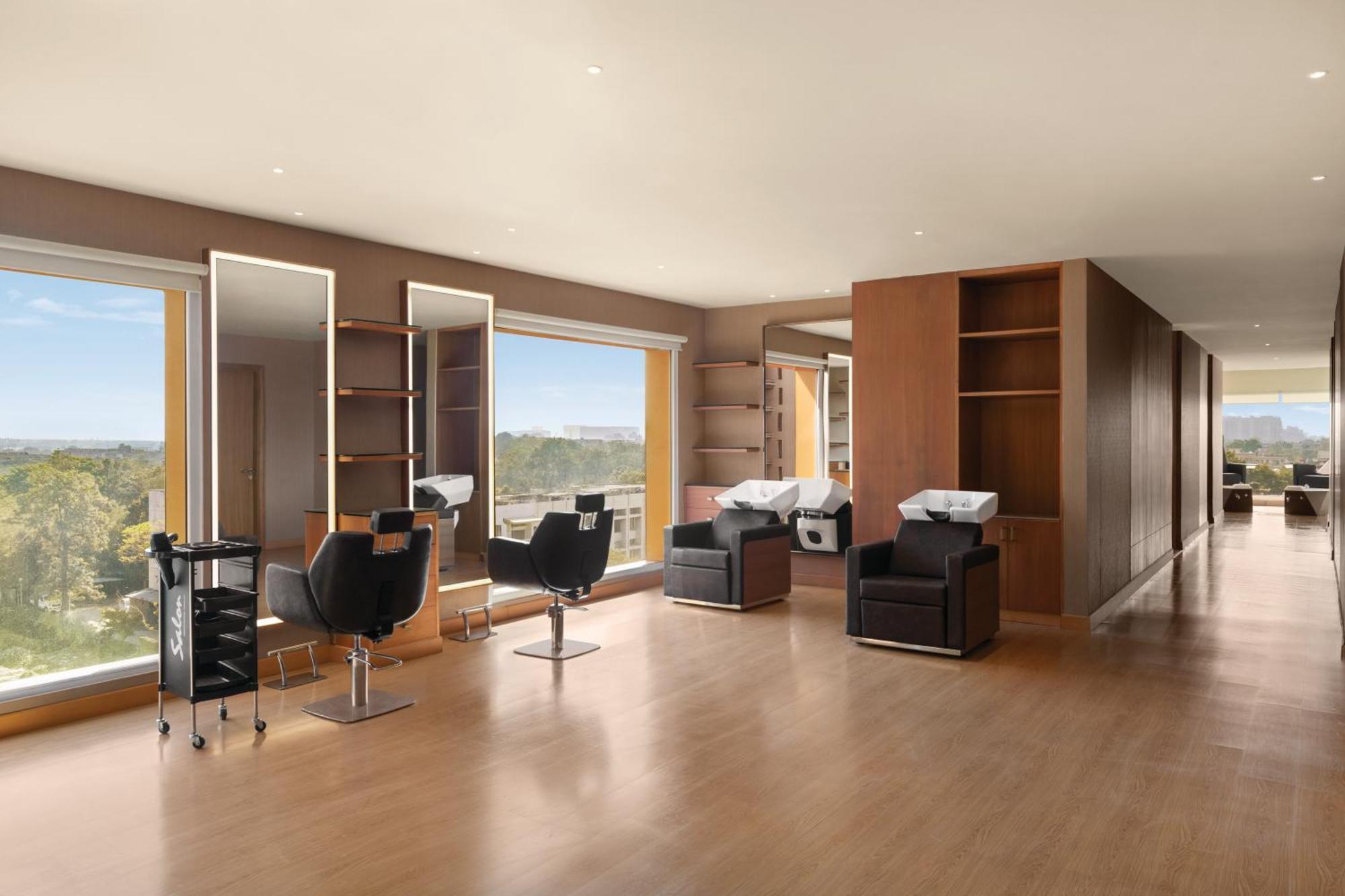 Wyndham Chandigarh Mohali Екстериор снимка